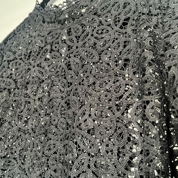 Loft lace grey 3/4 sleeve top - Picture 3 of 6